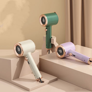 Look Sharp Anywhere: The Power of a Mini Garment Steamer