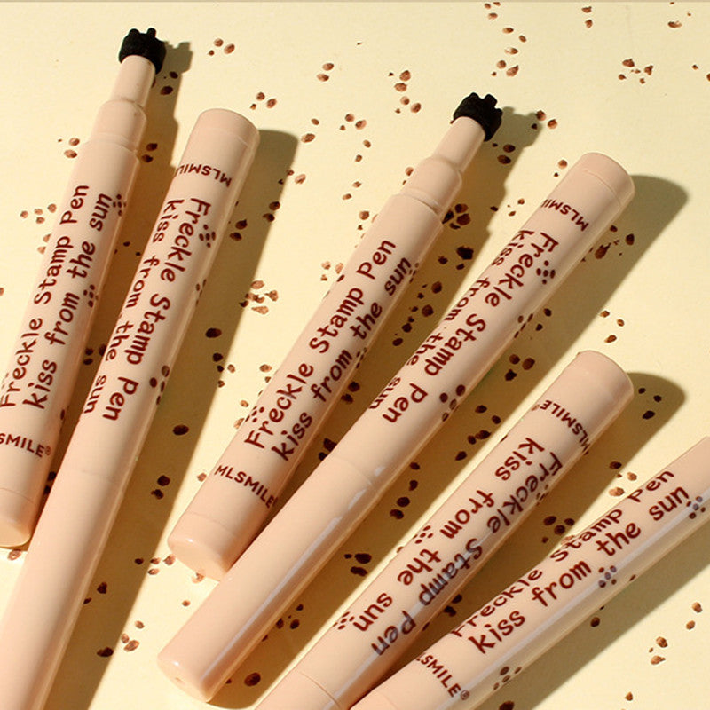Waterproof freckle pen for creating natural beauty spots and freckles