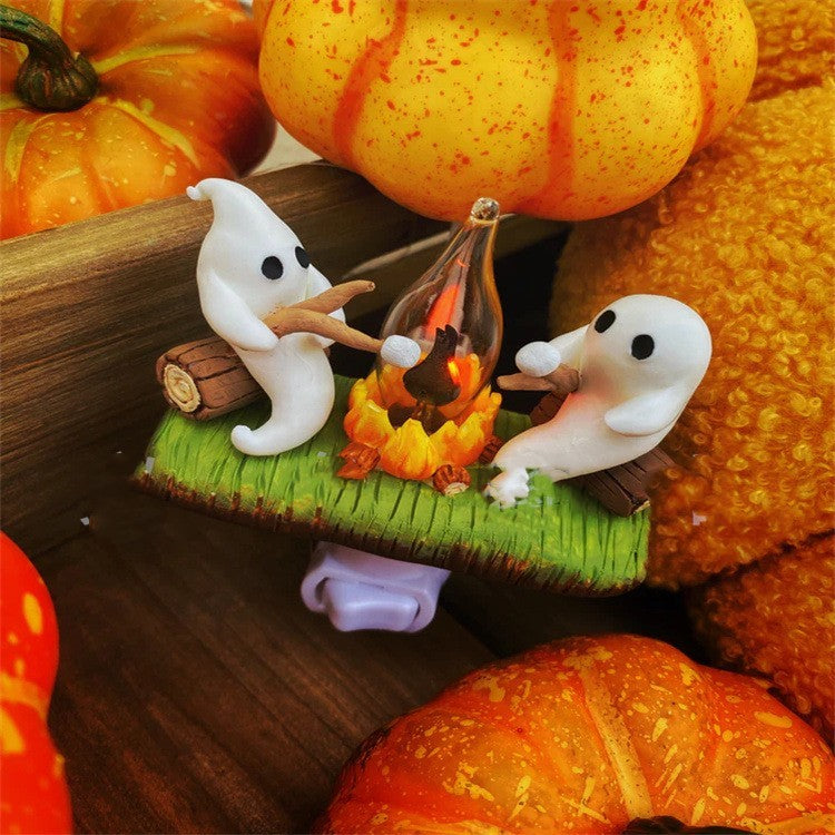 Ghost campfire decoration with warm LED light for festive season