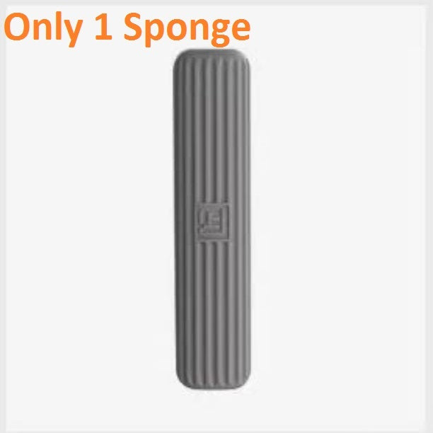 Single-hand squeeze mop with push-pull dehydration system