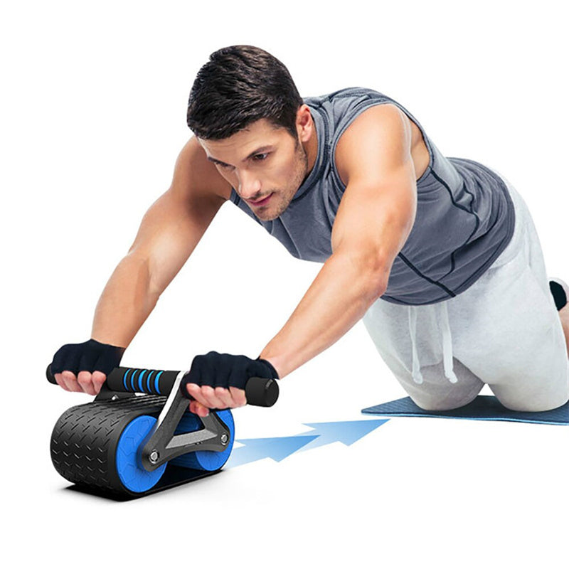 A man exercising Automatic rebound ab roller in blue with comfort grip handle