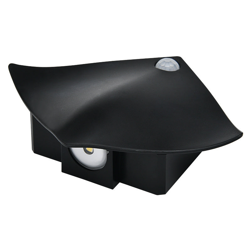 Human body induction lamp for stairways and porches